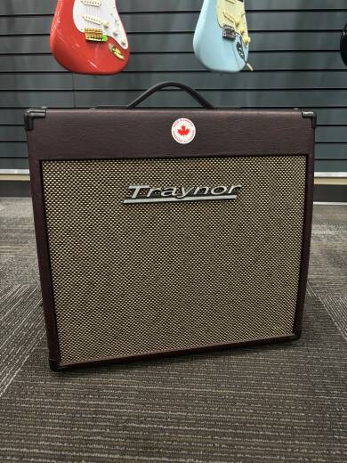 Store Special Product - Traynor - YCV20WR